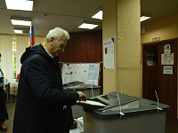 В Едином дне голосования принял участие председатель Тверской городской общественной организации «Блокадники Ленинграда» Аркадий Скачков